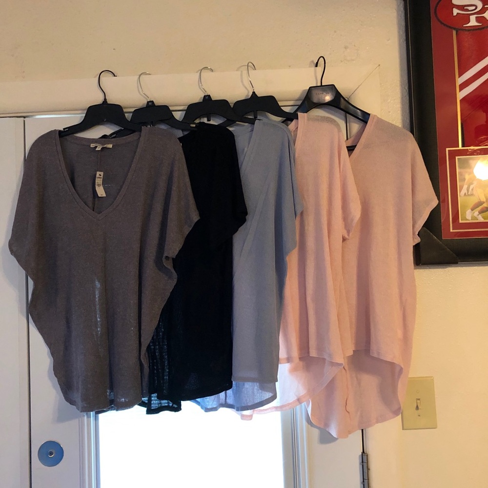 SOLD on Ⓜ️**Express soft shirts bundle deal